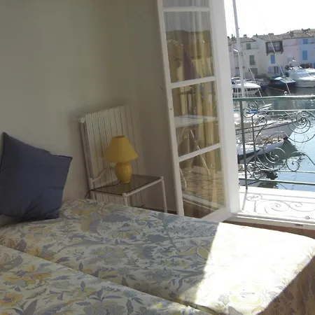 アパート Spacious With View On Canals *